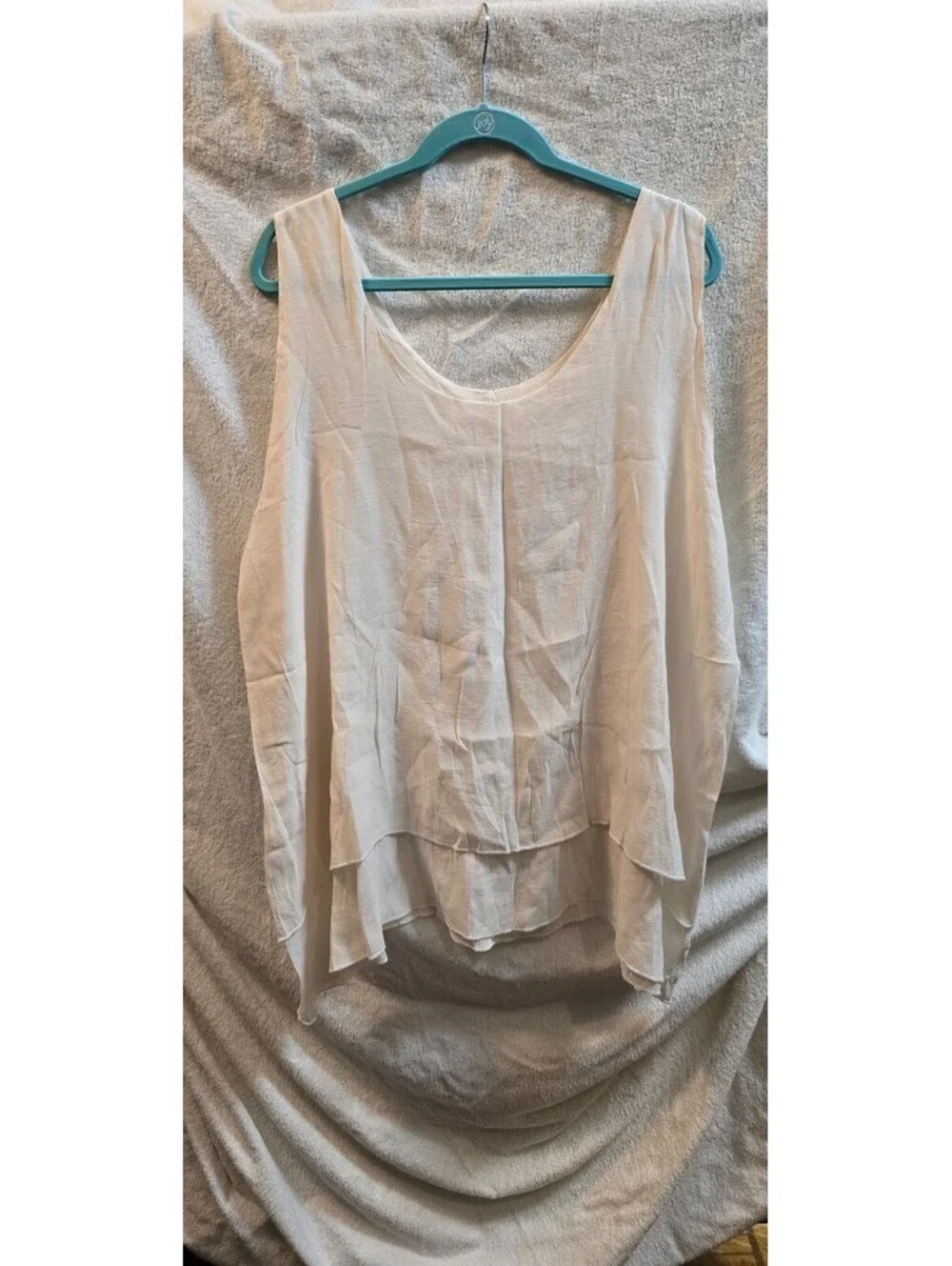 2 New Womens Tank Top Sz 22-24 Cream Dressy And Black with Sparkly